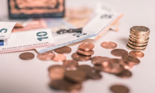 Geldscheine und Münzen - MEDplan, Steuerberater in Wien für Ärzte & Mediziner